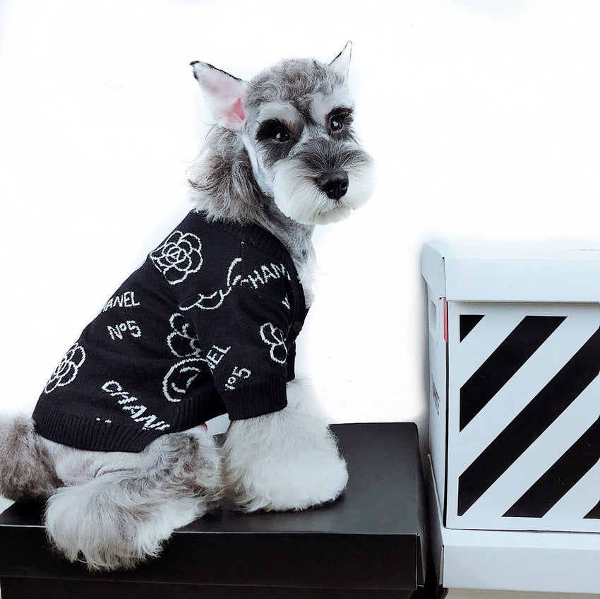 Pull noir Chanel pour chiens