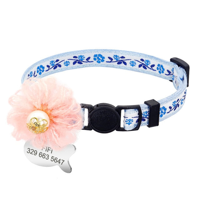 Collier à fleurs pour chat avec puce d'identification personnalisée